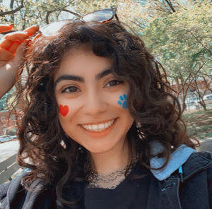 Meet your Posher, Daniela